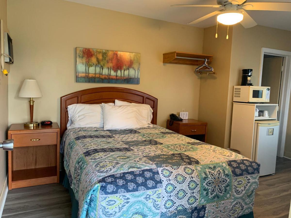 Dunlop Motel Goderich Eksteriør billede