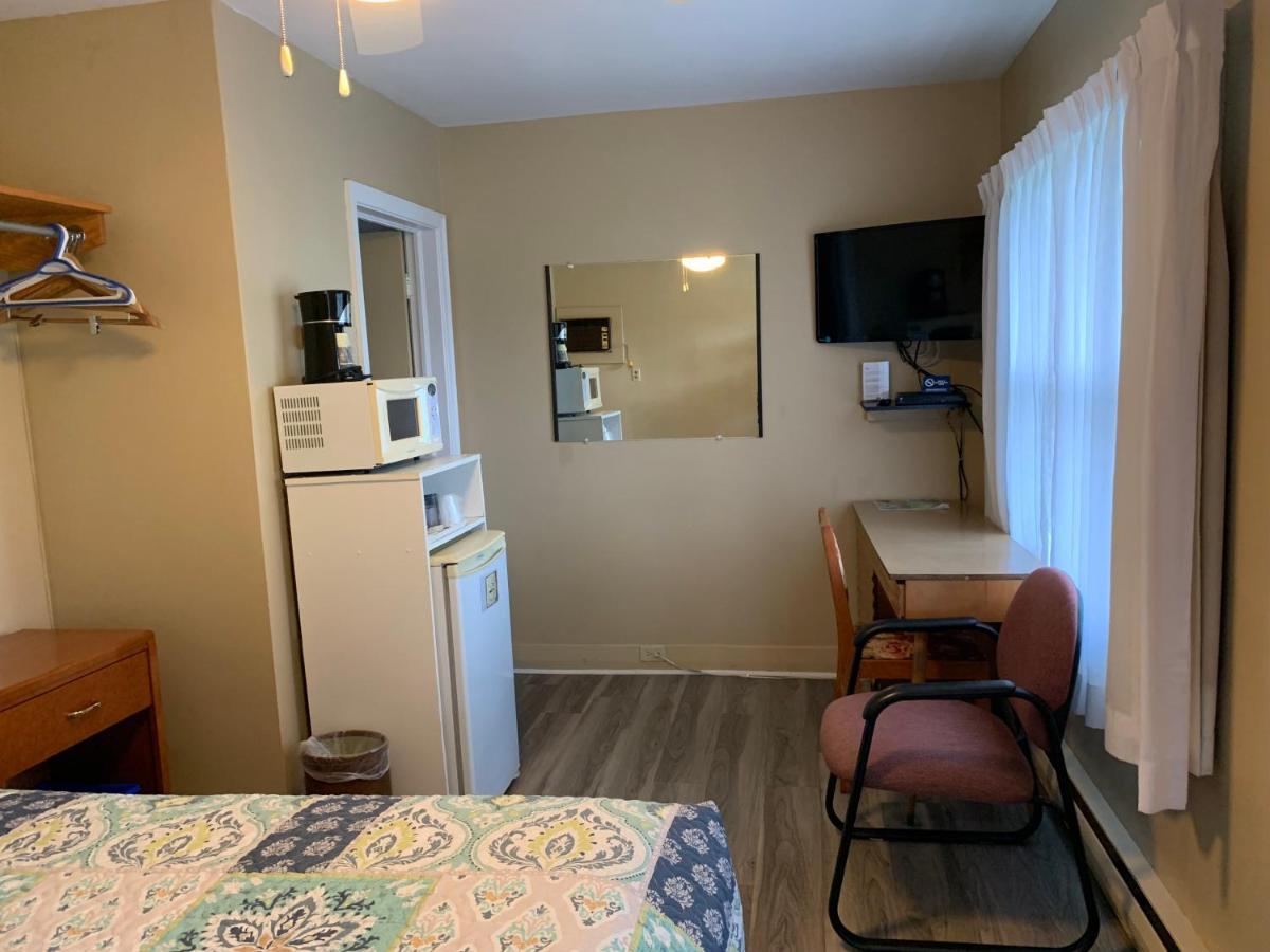 Dunlop Motel Goderich Eksteriør billede